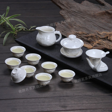 Набор для китайской чайной церемонии и чаепития в стиле Пин Ча (Белый дракон)