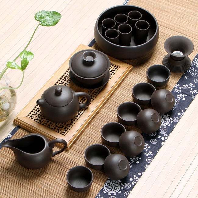 Китайский чайный сервиз из настоящей чёрной глины